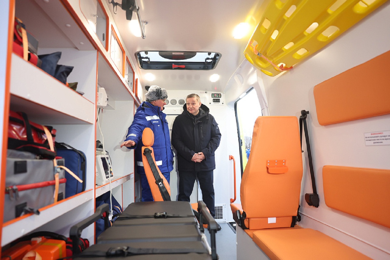 Износ автопарка снизился до 13%: Служба Скорой медицинской помощи Волгоградской области получила 100 машин