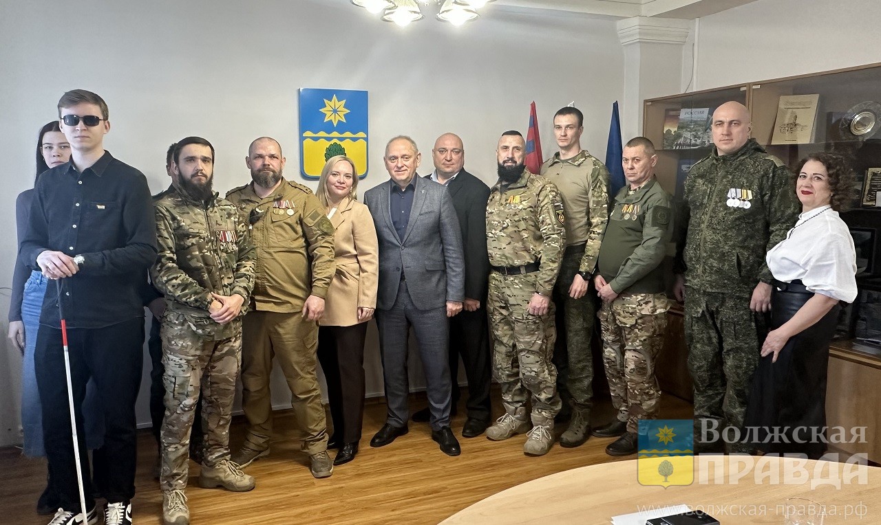 В Волжском ветераны СВО проходят обучение по программе «Сталинградский призыв»