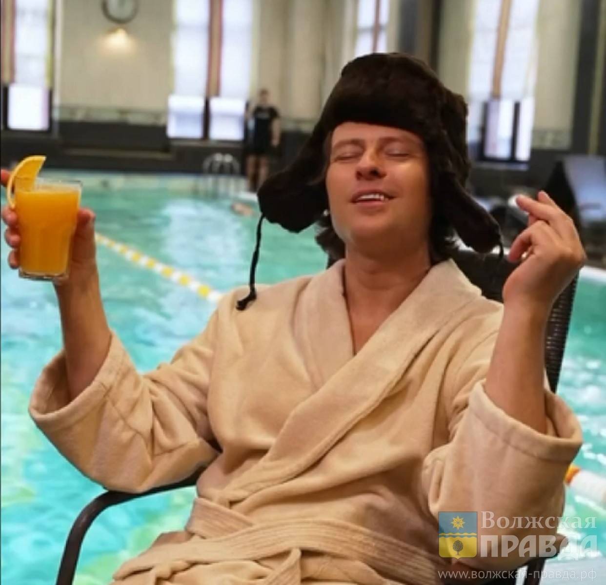 «Прорыв года» и корреспонденция на Мальдивах: шоумену из Волгограда Прохору Шаляпину вручили премию в Госдуме  