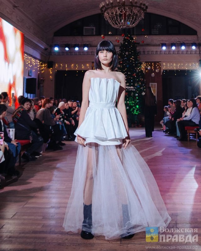 На каникулах жителей Волжского ждёт модная Рождественская сказка