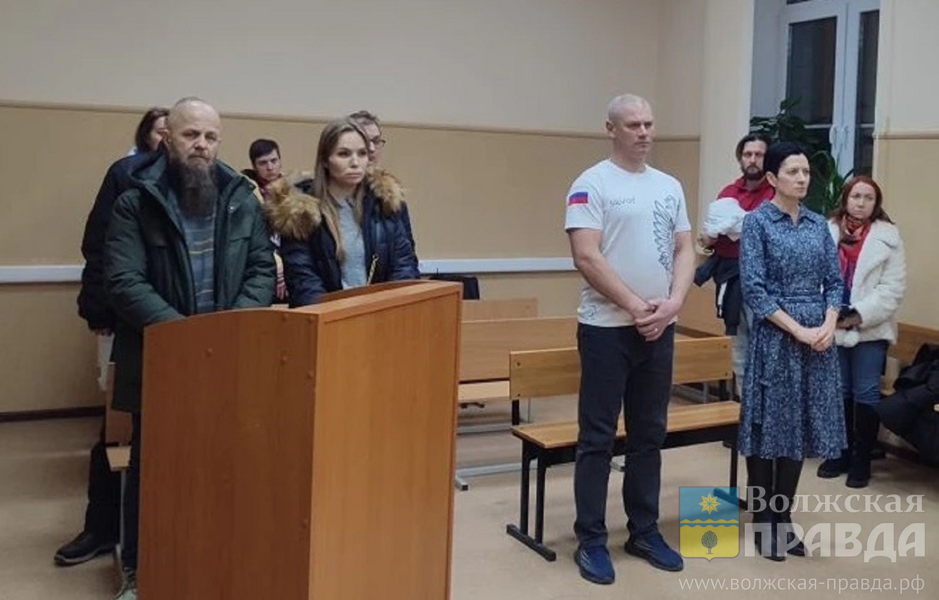 «Лапы не ломал, глаза не выкалывал»: волжанин, убивший дворнягу, отработает свою вину