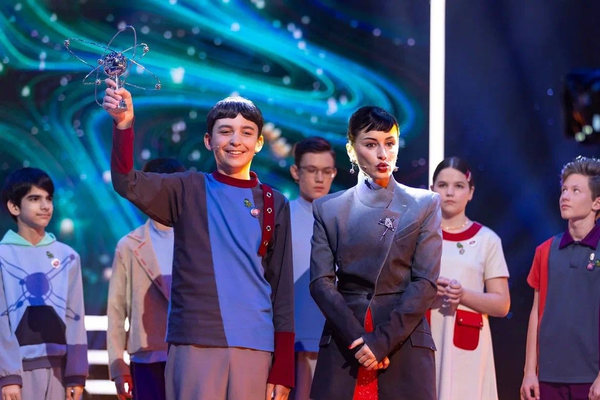 🏆 Юный эрудит из Волжского победил в шоу «Умнее всех»