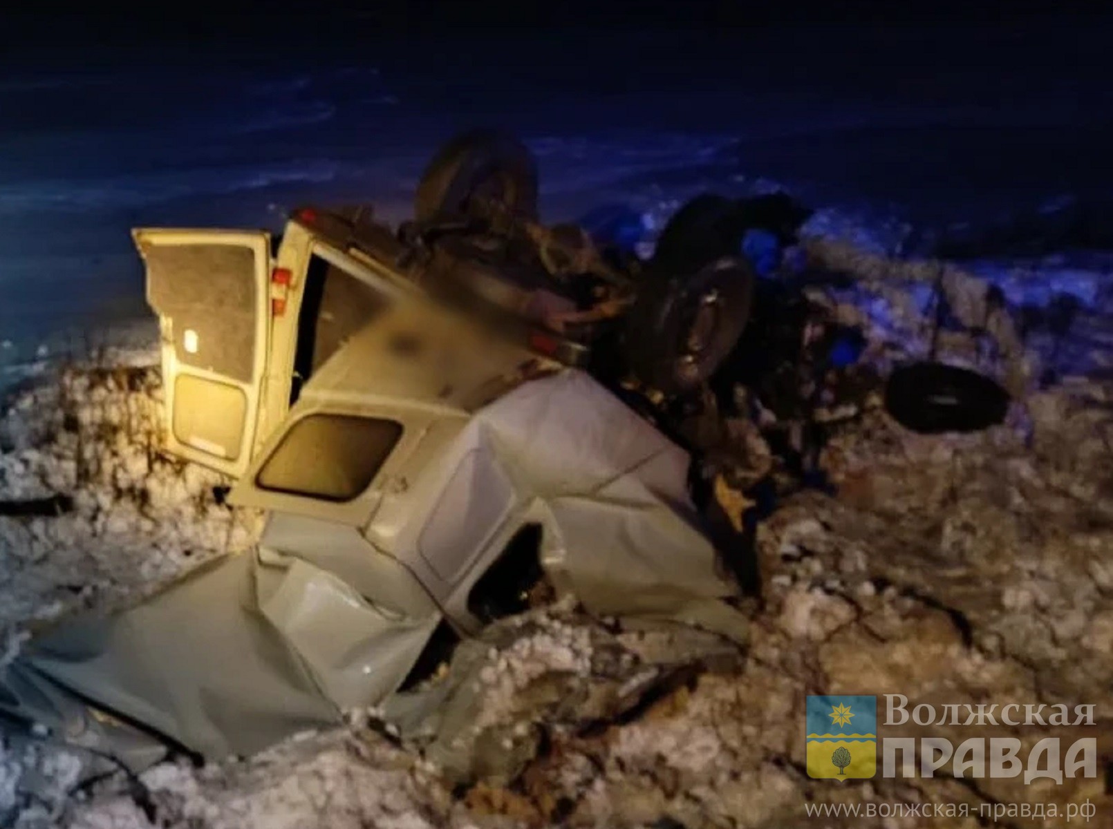 «УАЗ» разорвало пополам: под Волгоградом в ДТП с фурой погибло 6 взрослых и 17-летняя волжанка