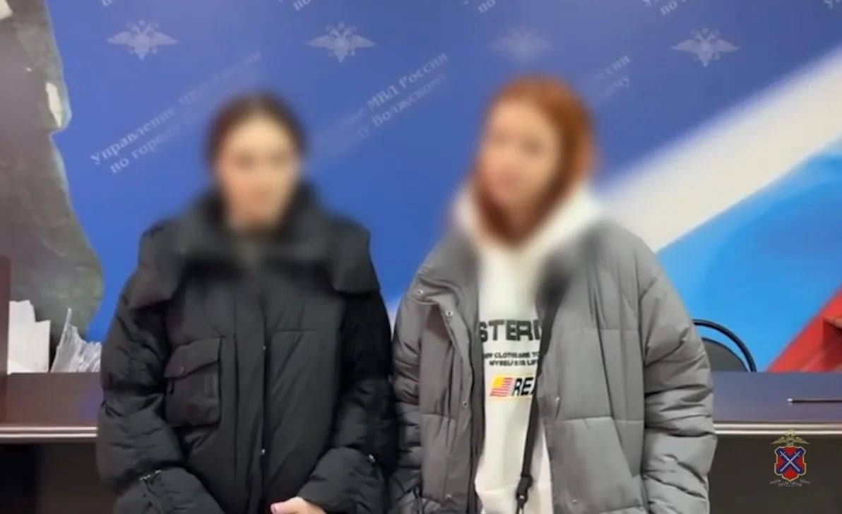 ⚡️«Гринчей» задержали полицейские. Они были бухие.