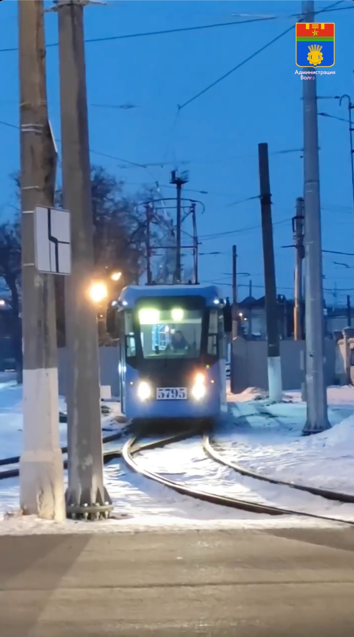 — Эй, парень в бронированном костюме, кто ты без него?