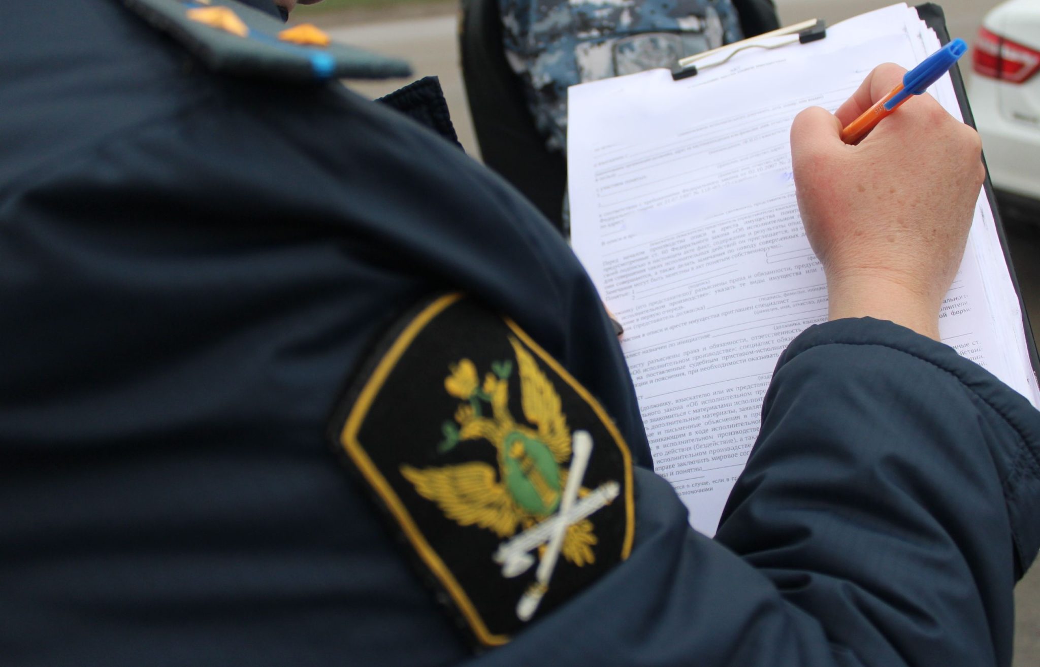 700 тысяч взыскали приставы за организацию казино в Волжском