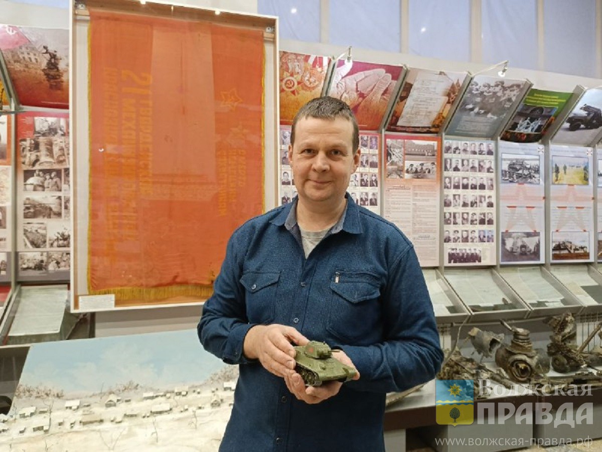 7900 верблюдов на 72 автомобиля: перед войной колхозники Заволжья разводили шелкопрядов и ставили рекорды по повидлу