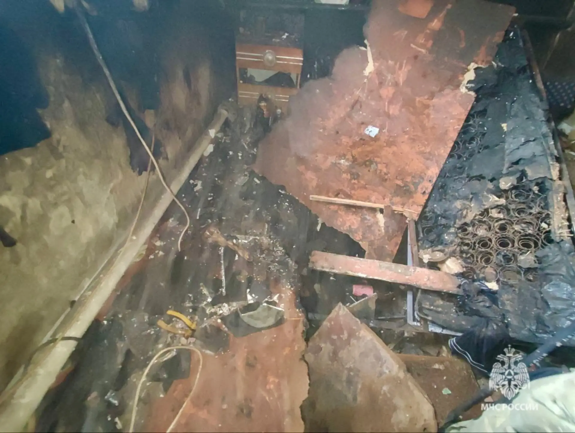 Двое мужчин и женщина: в Волгоградской области 9 февраля сгорели три человека