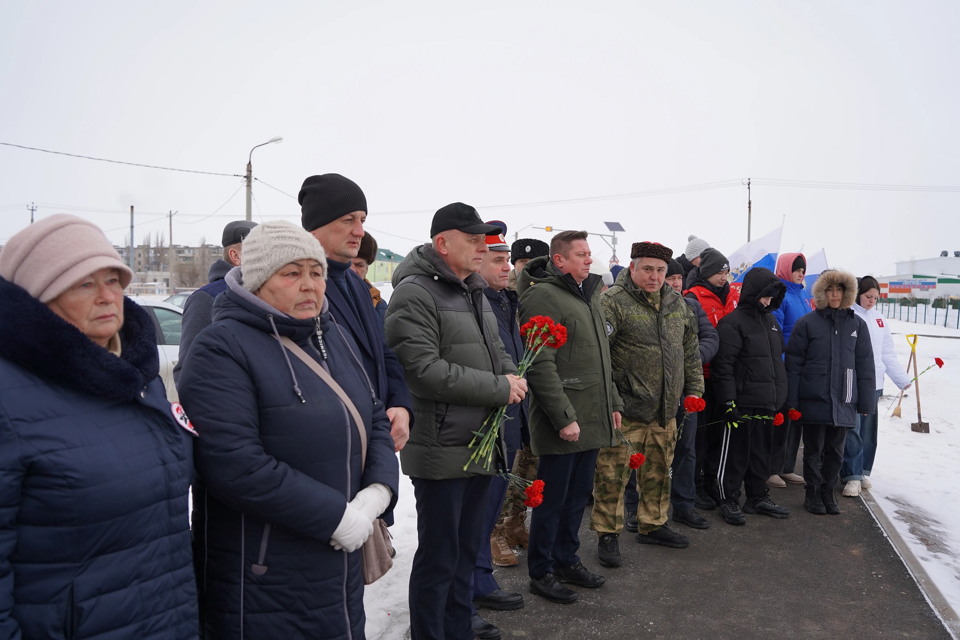 Герои навсегда: волжане почтили память воинов-афганцев минутой молчания