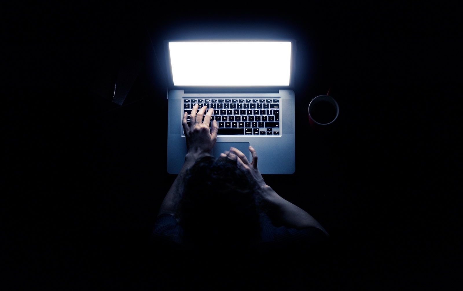 За мат в интернете можно словить штраф на сотни тысяч рублей 🤬