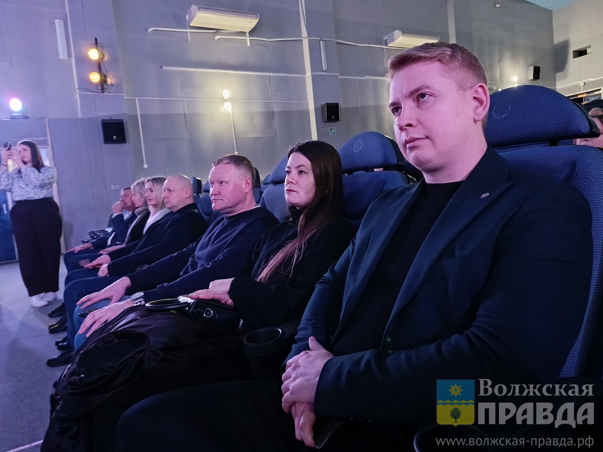 Режиссер из Москвы Вера Соколова представила в Волжском свой патриотический фильм