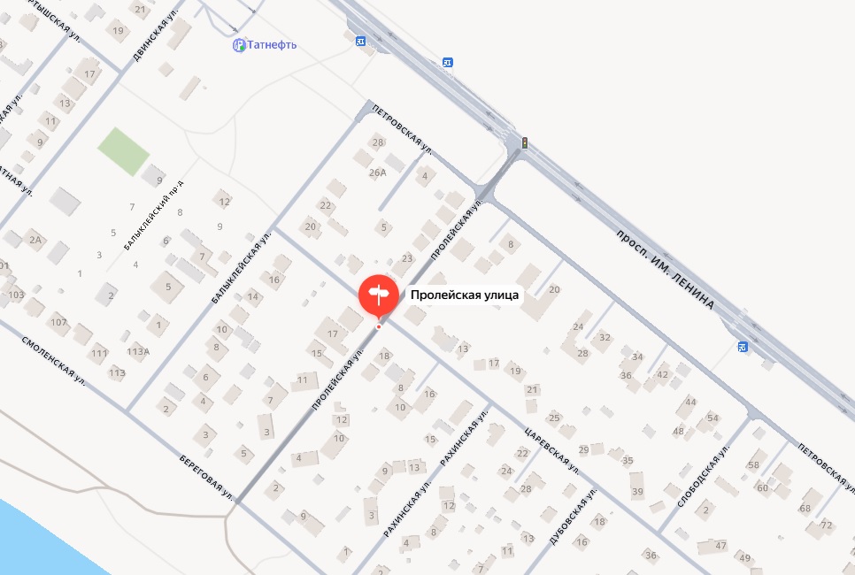 «Немец» не уступил «корейцу»: в Волжском у посёлка Металлург-2 столкнулись два компакта