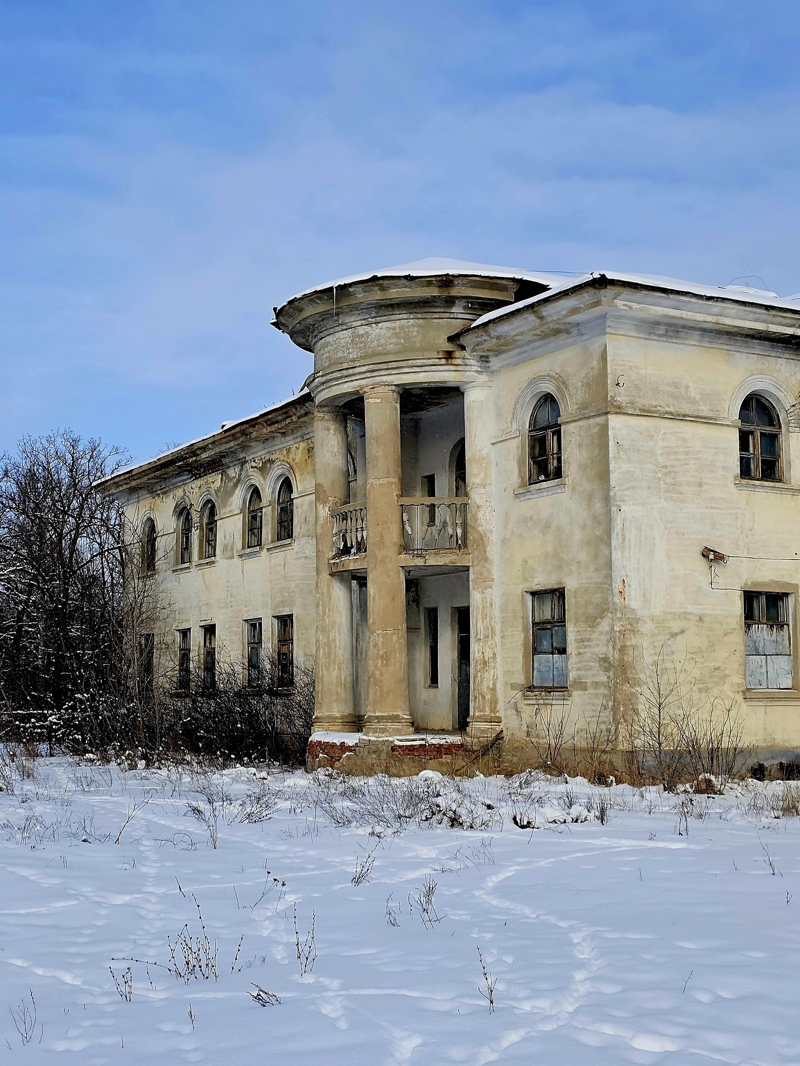 Заброшенный детский городок «Лазурный» – самое загадочное место Волгоградской области! 🫣😲
