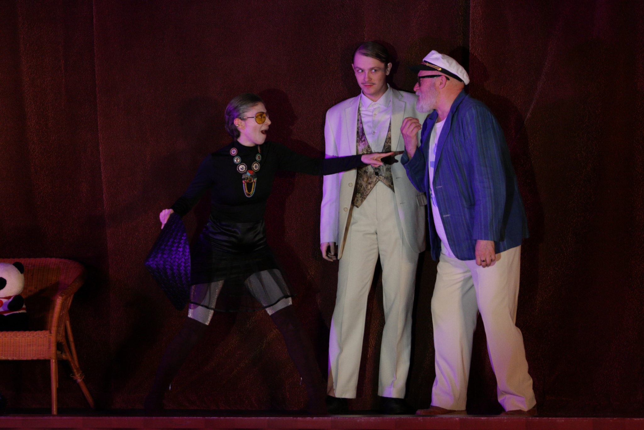 Вишневый детсад: МАТ поставил Чехова