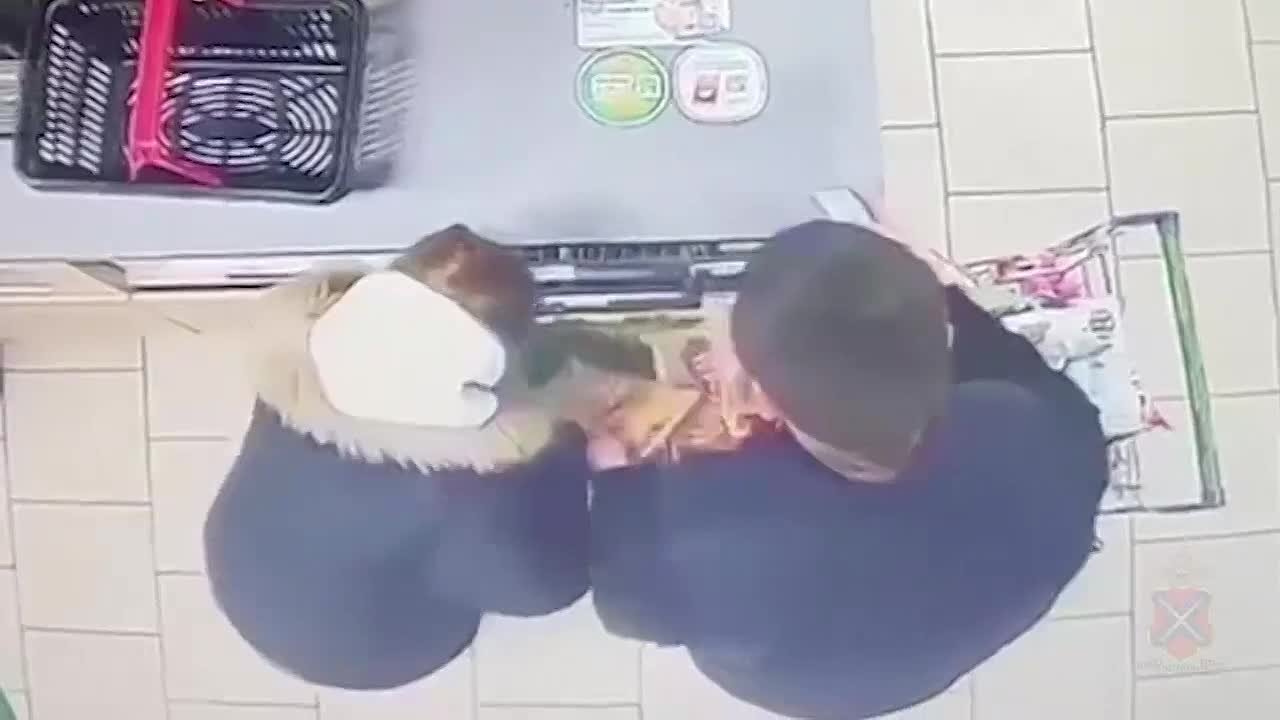 🛒 Муж и жена обокрали супермаркет в Волжском
