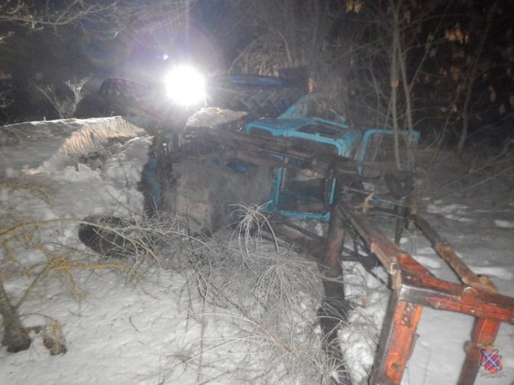 🚜 Угнал трактор, чтобы съездить по делам