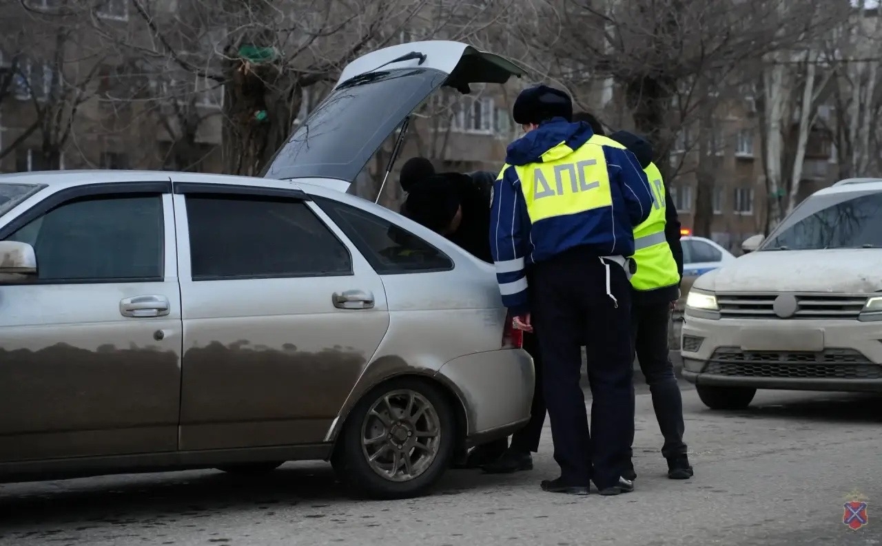 🚔 В Волжском выявили нарушителей ПДД