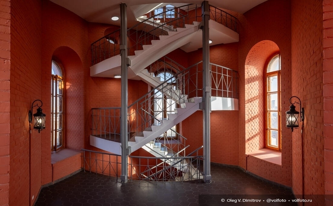 Вот так изнутри выглядит знаменитая Царицынская пожарная каланча! 👏😍