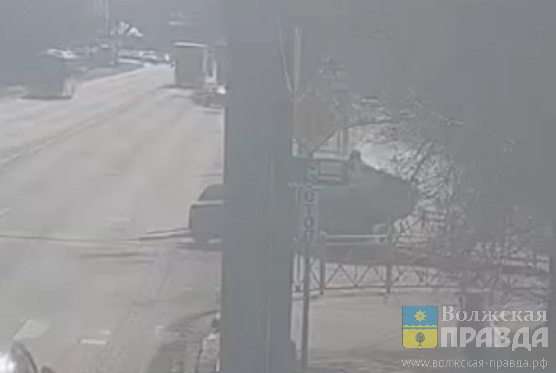 Качалась вверх колёсами: в Волгограде из перевёртыша госпитализировали 6-месячную девочку