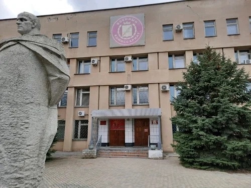 С 1 апреля в России стартовал призыв. Из Волжского планируют отправить на срочную службу более двух тысяч человек. Первые десять призывников…