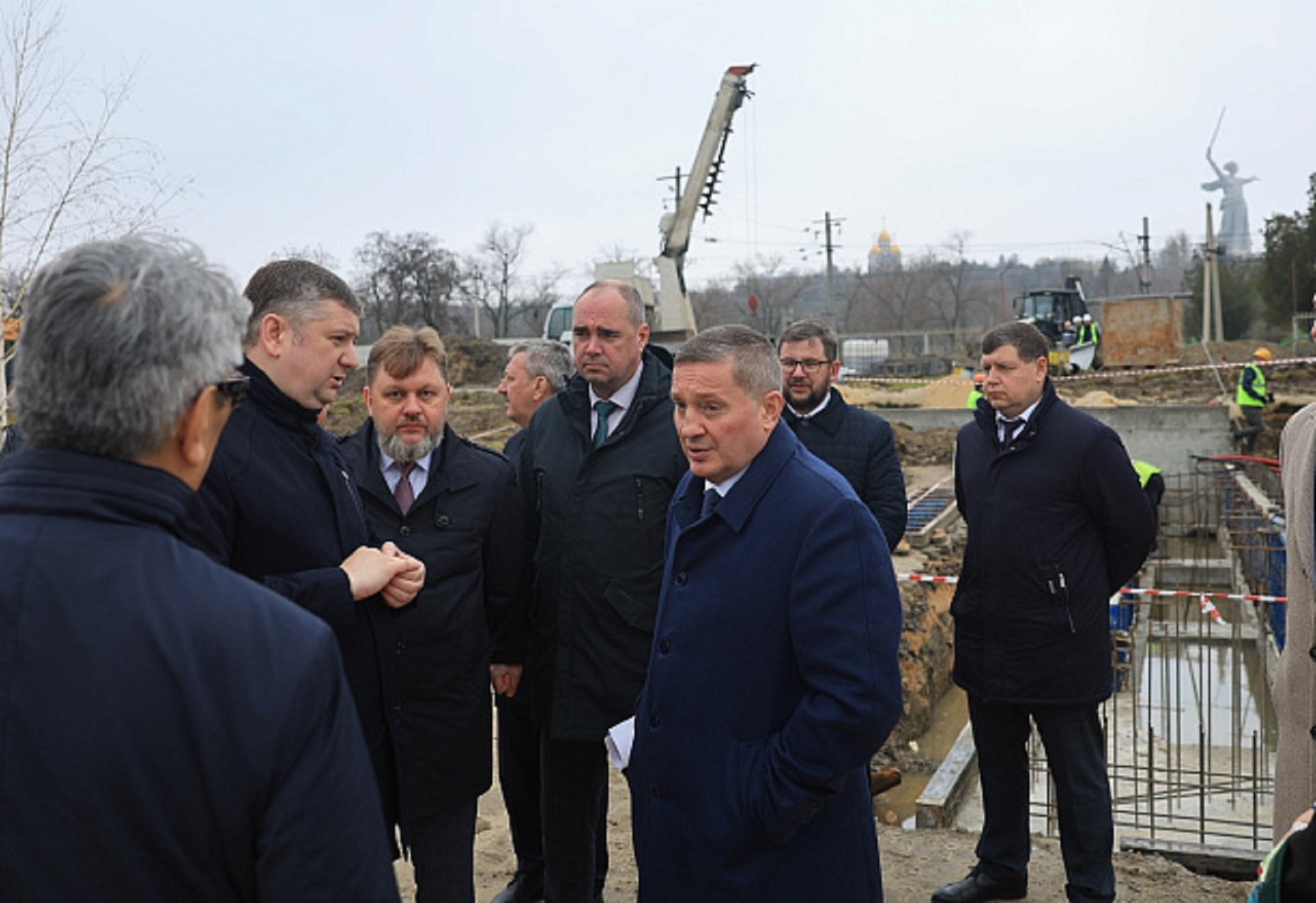 На священной земле: в Волгограде началась стройка мемориала героям СВО
