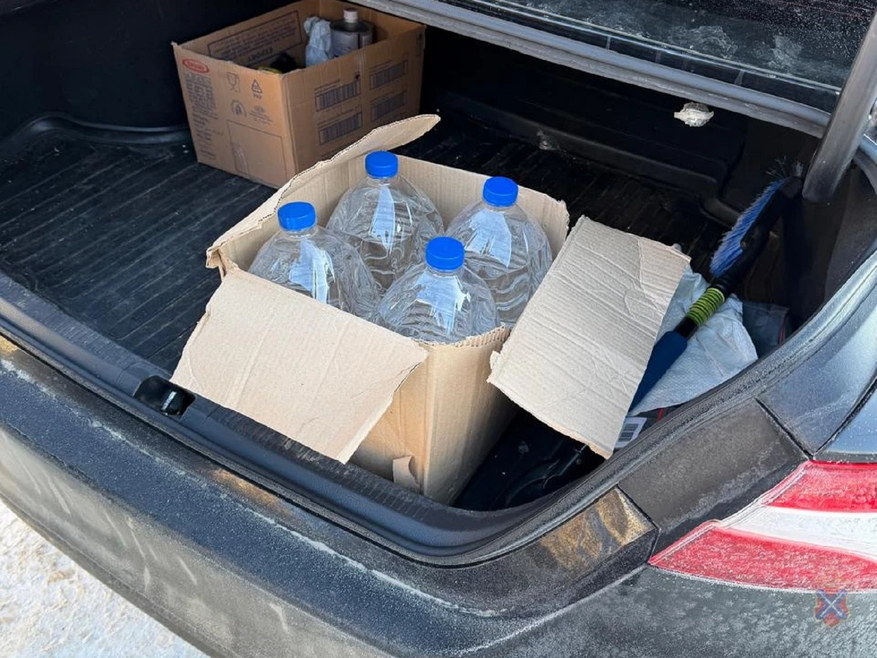 Без акцизов и лишних формальностей: в Волгограде полиция прикрыла подпольный водочный цех