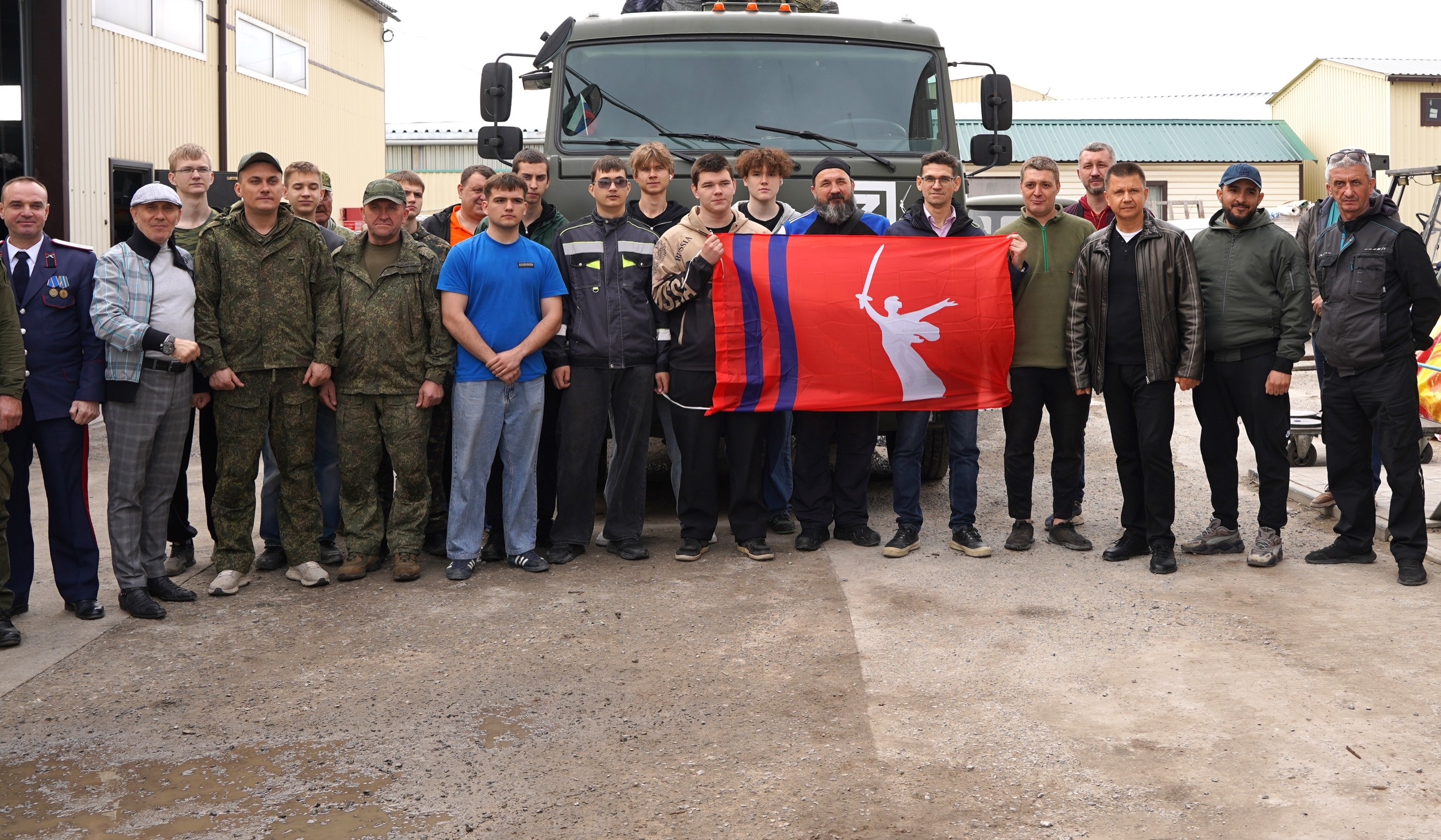 🚚 Волжский отправил в ДНР и Запорожскую область гумпомощь
