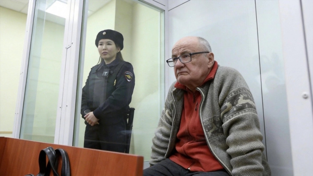 ⚡️Бывшего замглавы Минобороны РФ Попова приговорили к 19 годам колонии и штрафу 85 млн рублей по делу о взятках и мошенничестве