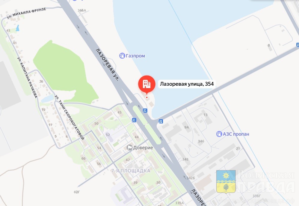 В Волгограде рядом с автокомплексом «Юг Волга» фура снесла женщину