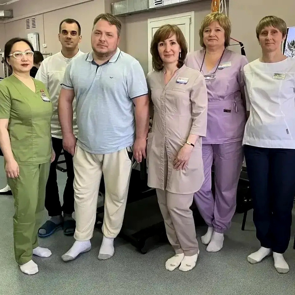 В Волгограде врачи подняли на ноги 13-летнюю школьницу, которая попала в аварию на мотоцикле! 👏🥺