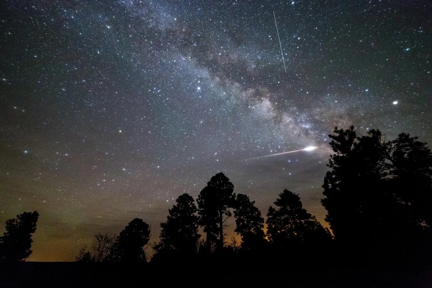 Сегодня ночью над Волжским можно увидеть звездопад ☄️
