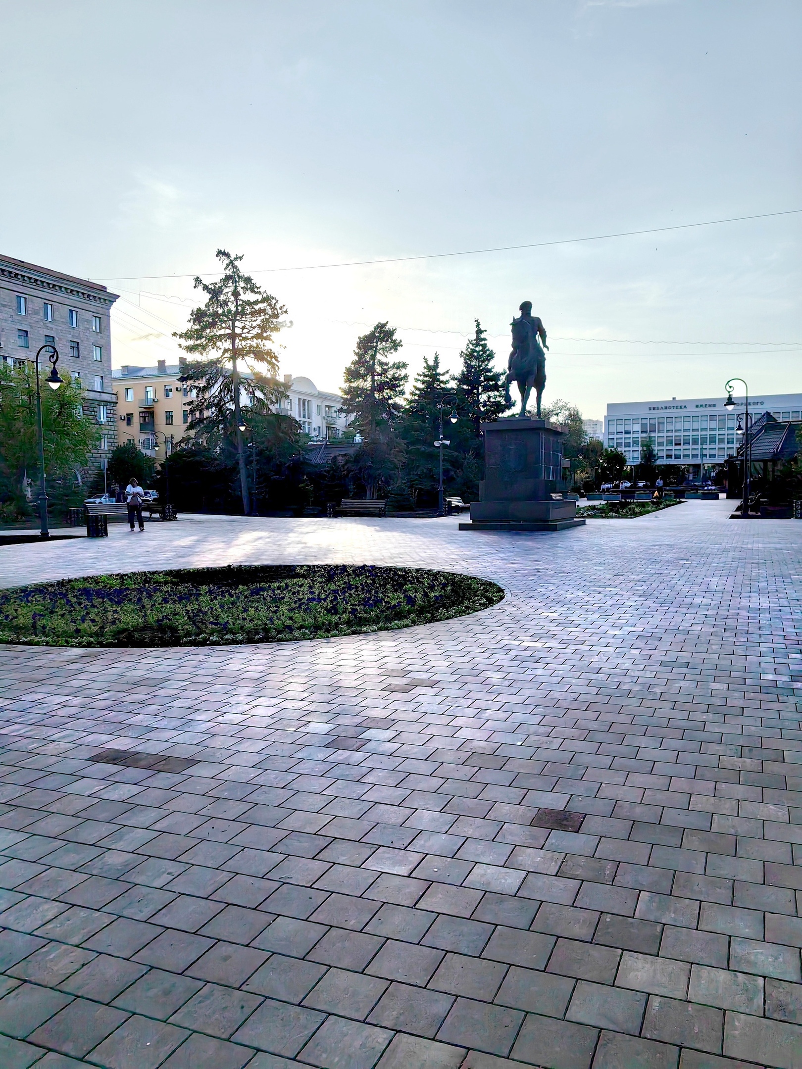 В Волгограде завершается реконструкция и благоустройство сквера имени Симбирцева! 👏🤩