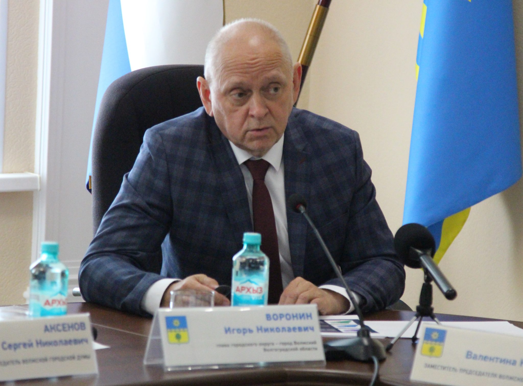 «Тарифы быстрее доходов»: глава Волжского отчитался перед депутатами