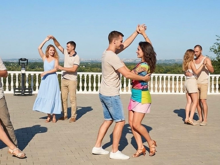 💃 Танцы под открытым небом 🕺