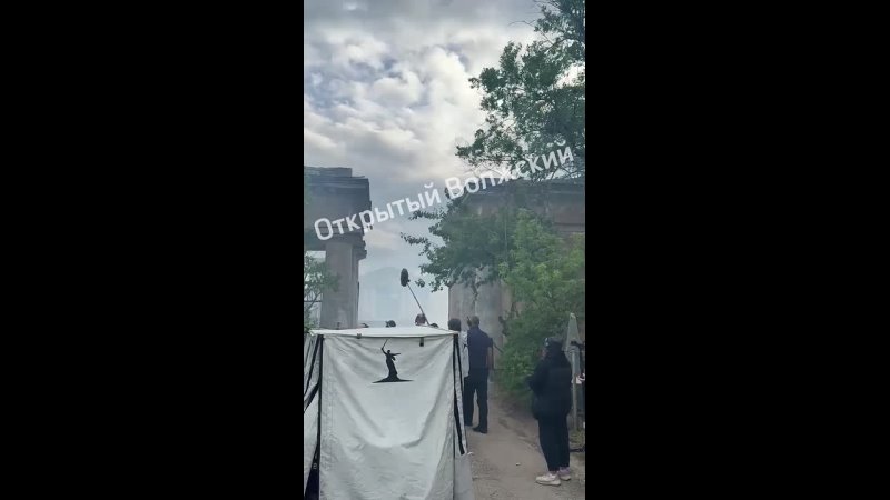 В Волжском начались съемки сцен для фильма про легендарную отечественную рок-группу «Сектор газа» 🎸🔥