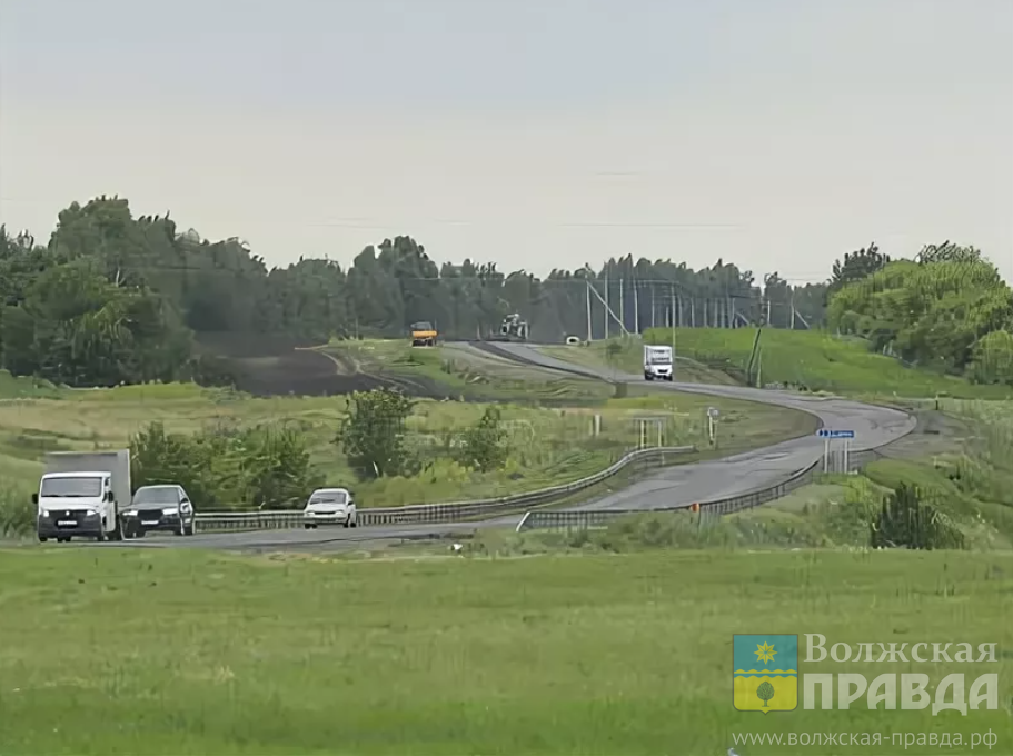 В Волгоградской области водитель «Хонды Сивик» опрокинулся и сбежал, бросив машину с пассажиром