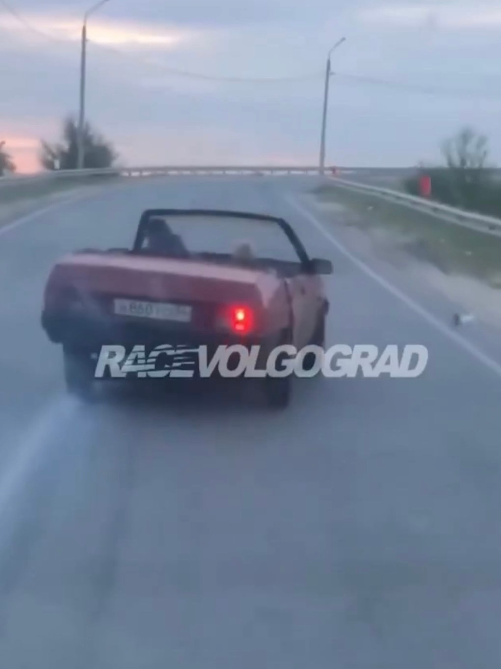 🚘 Вот такой самодельный «кабриолет» проехал от р.п. Городище до Волгограда