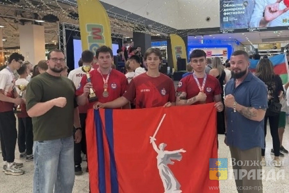 Волжане завоевали «золото» и «бронзу» на «Кубке Юниоров 2026» по армрестлингу