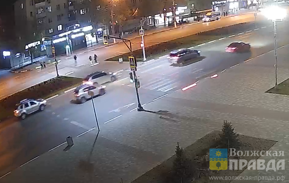 В Волжском планируется запустить 46 новых комплексов фотовидеофиксации нарушений ПДД