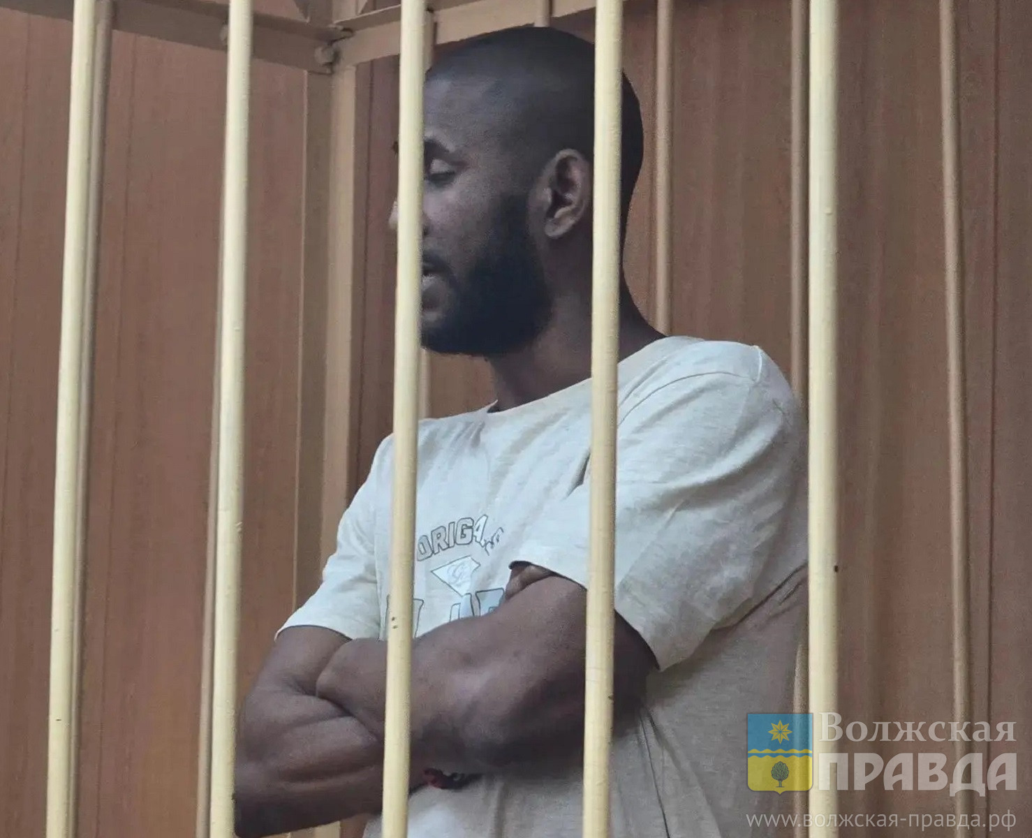 8 лет с конфискацией телефона: в Волгограде за крупный сбыт осудили 32-летнего кубинца