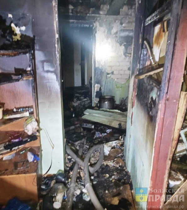 В Волгоградской области внук спалил дом своей 76-летней бабушки