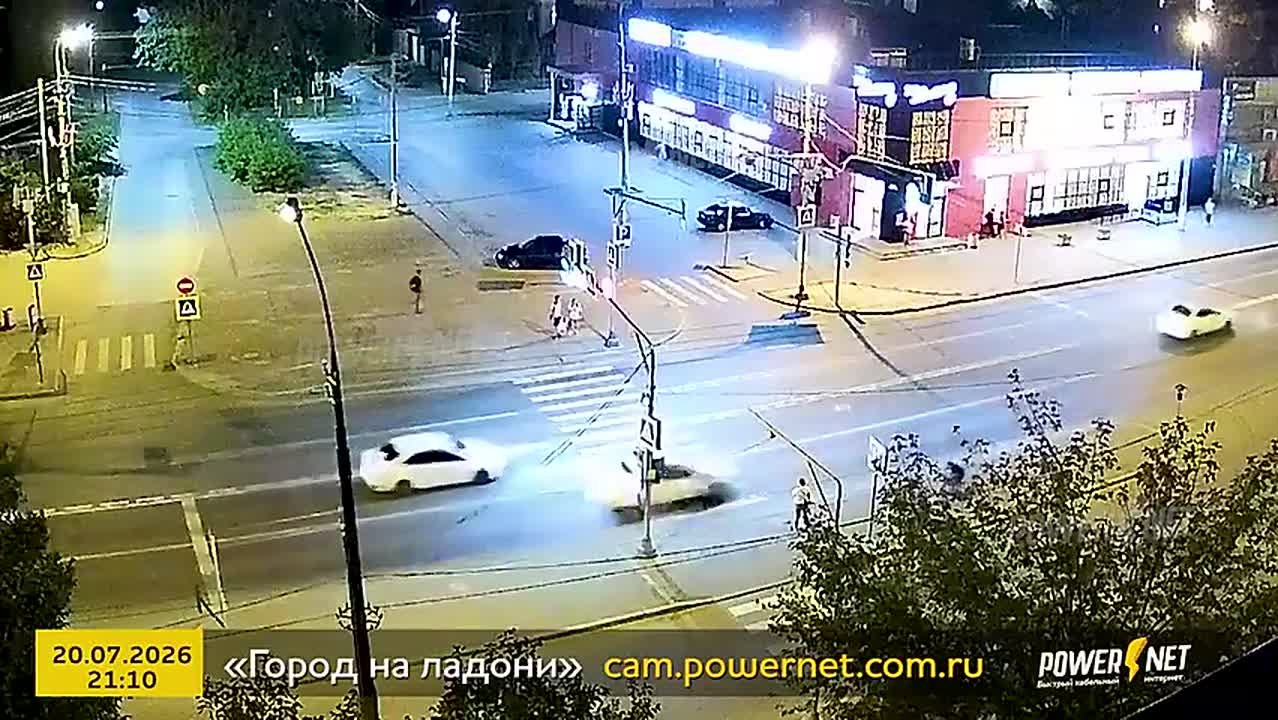 🚨Лобовое столкновение на проспекте Ленина