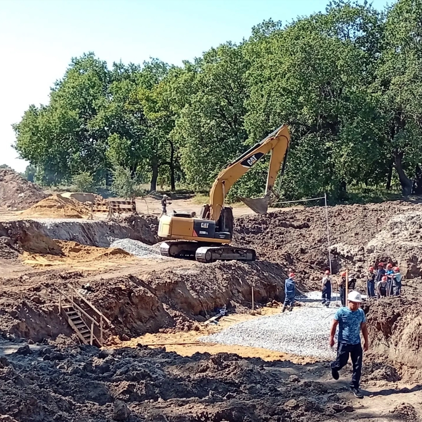 В Волго-Ахтубинской пойме началось возведение 26 новых водопропускных сооружений! 👏🏻🤩