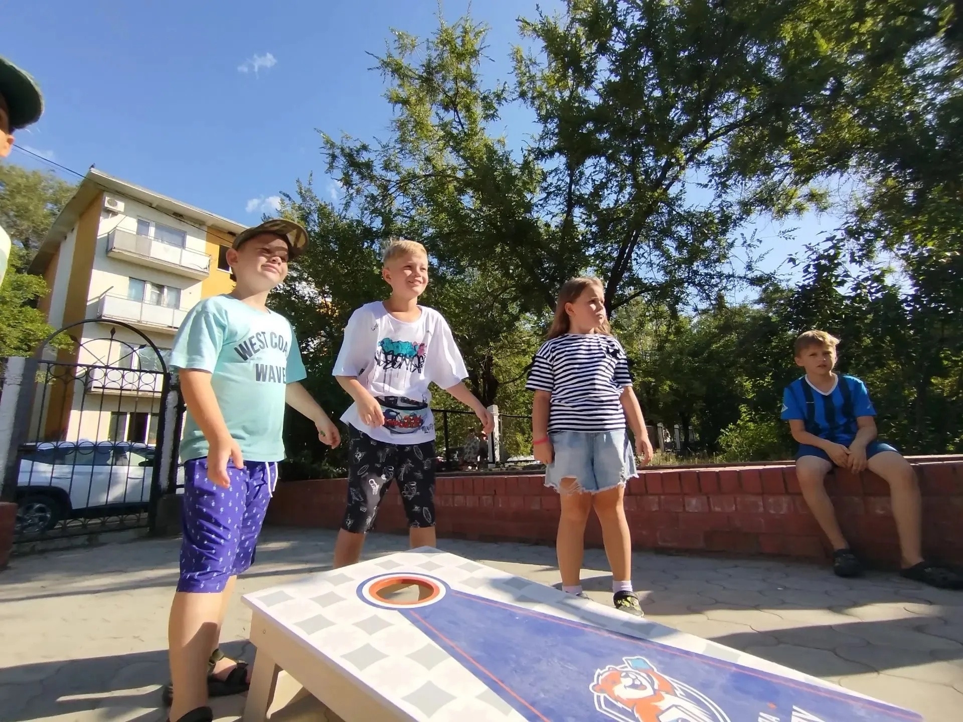 В Волжском стартовал Кубок города по корнхолу 🌽