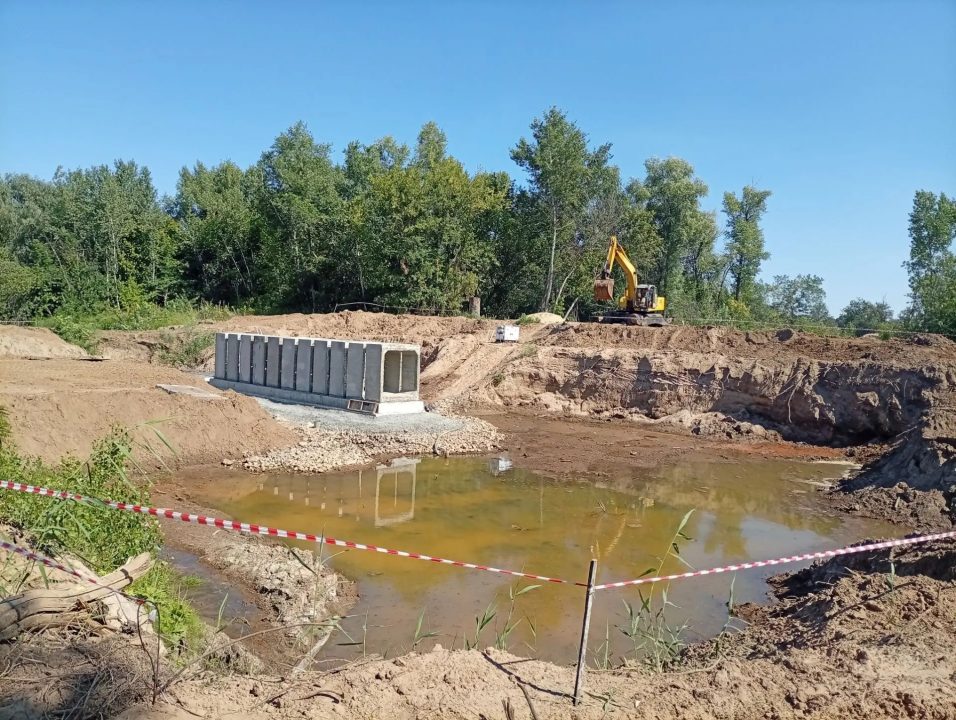 💧 В Волго-Ахтубинской пойме строят ещё одно крупное водопропускное сооружение