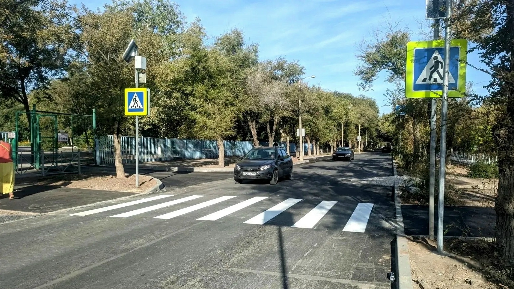 🚧 К новому учебному году в Волжском отремонтировали дороги, ведущие к школам на улицах Пушкина, Советская, Павлова и на магистрали, ведущей …