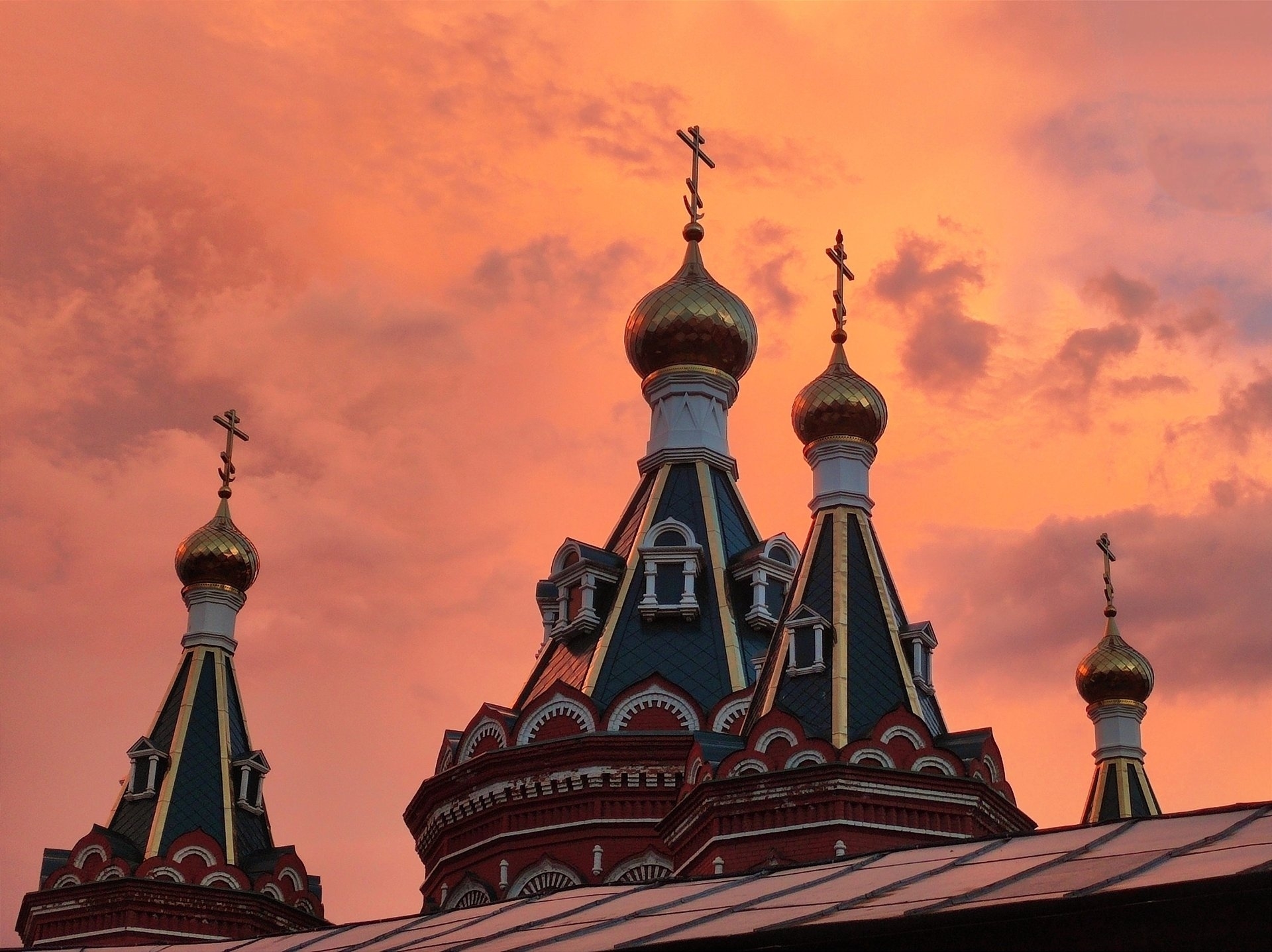 Волшебный закат над Казанским собором в Волгограде! ♥