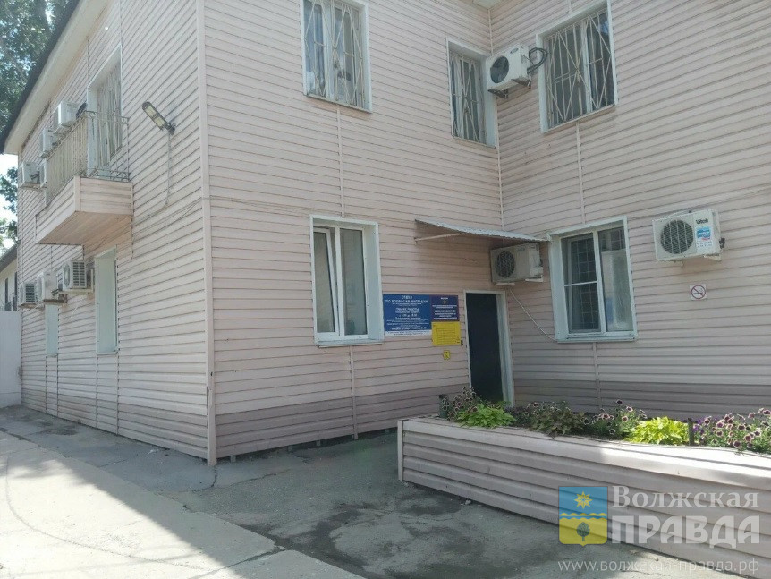 Волжских иностранцев предупредили о сложностях с видом на жительство