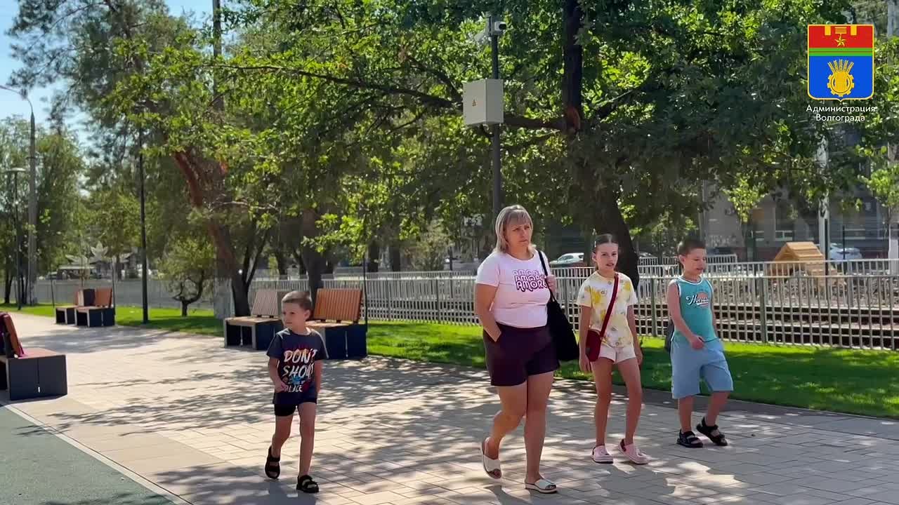 🌳 На проспекте Металлургов появился зелёный ковёр! 🌳