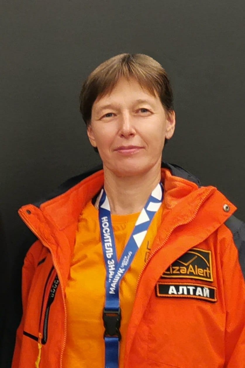 SOS для дедушки-«рецидивиста»: доброволец из «ЛизаАлерт» рассказала о простых методах, которые помогут спасти потерявшихся стариков с деменцией